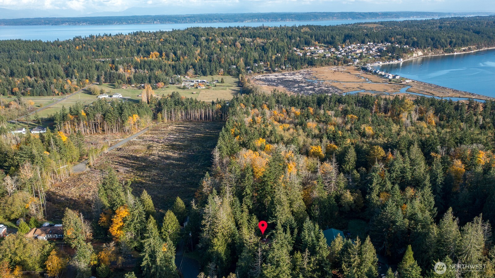 2103 Sherwood Forest Lane , Camano Island, WA 98282-8230