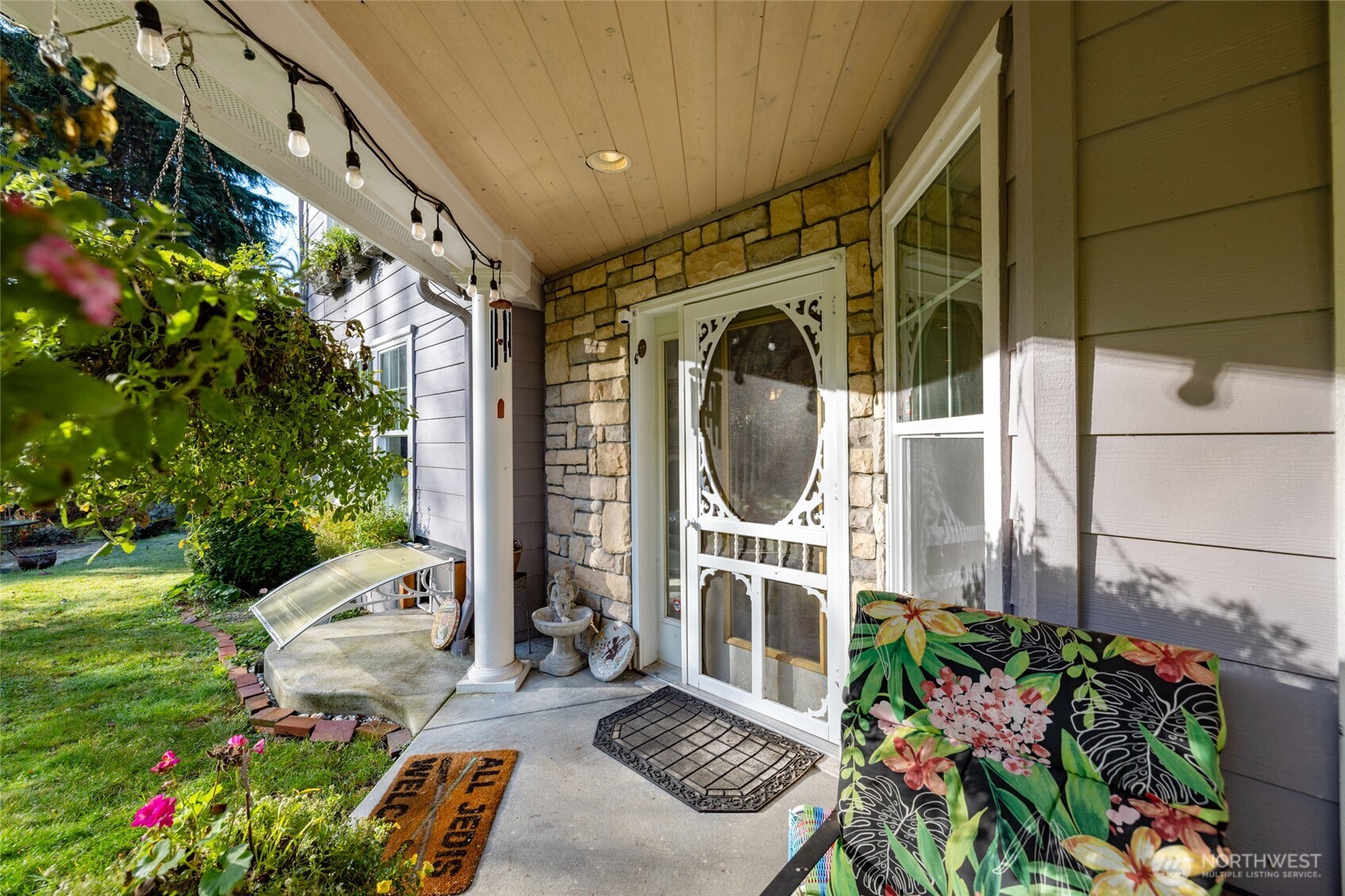 22068 McMurray Shore Drive , Mount Vernon, WA 98274