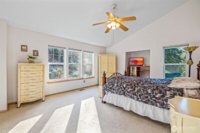 22068 McMurray Shore Drive , Mount Vernon, WA 98274 - Photo 12