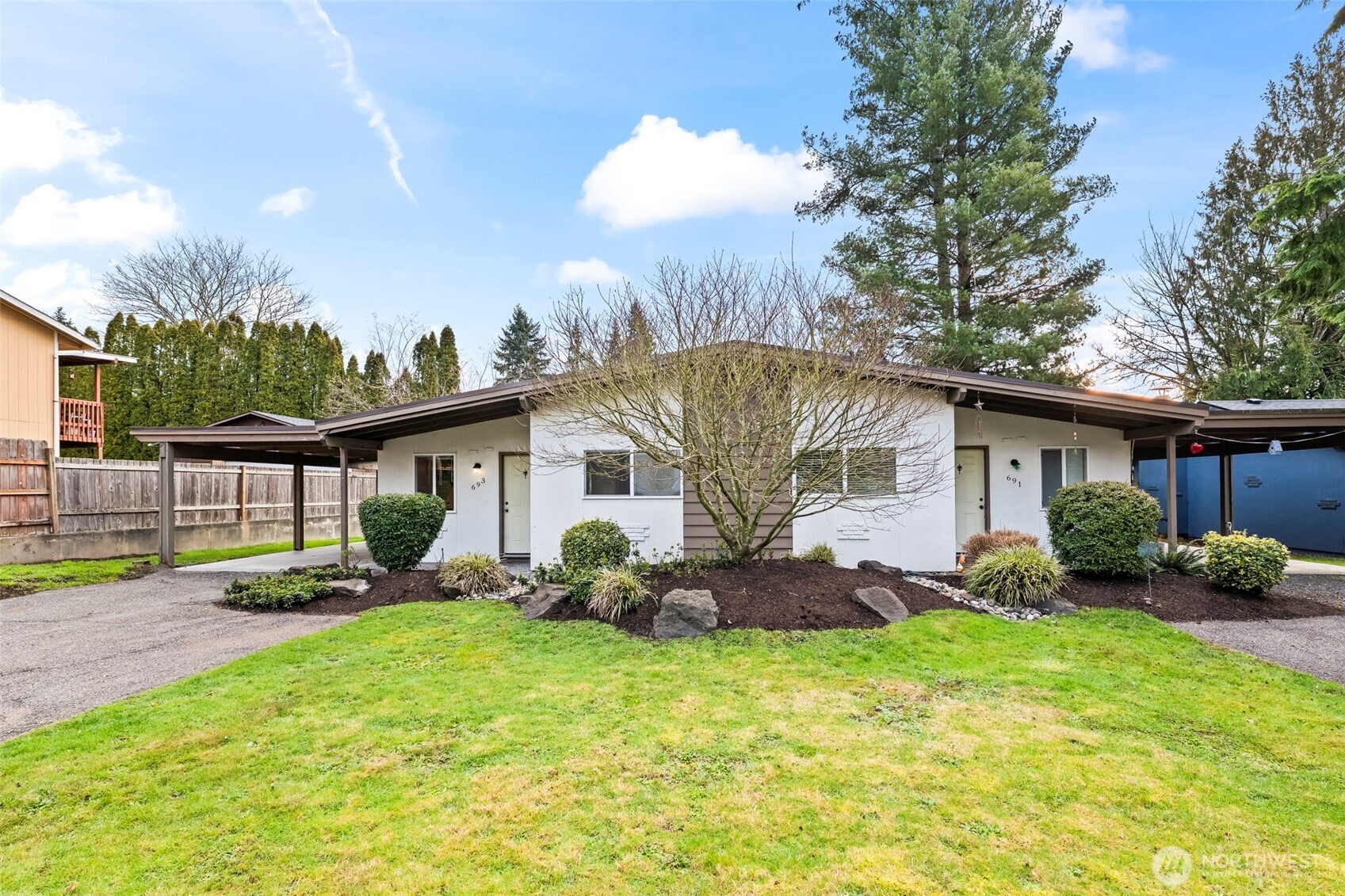 691 Pearl Place , Bremerton, WA 98310