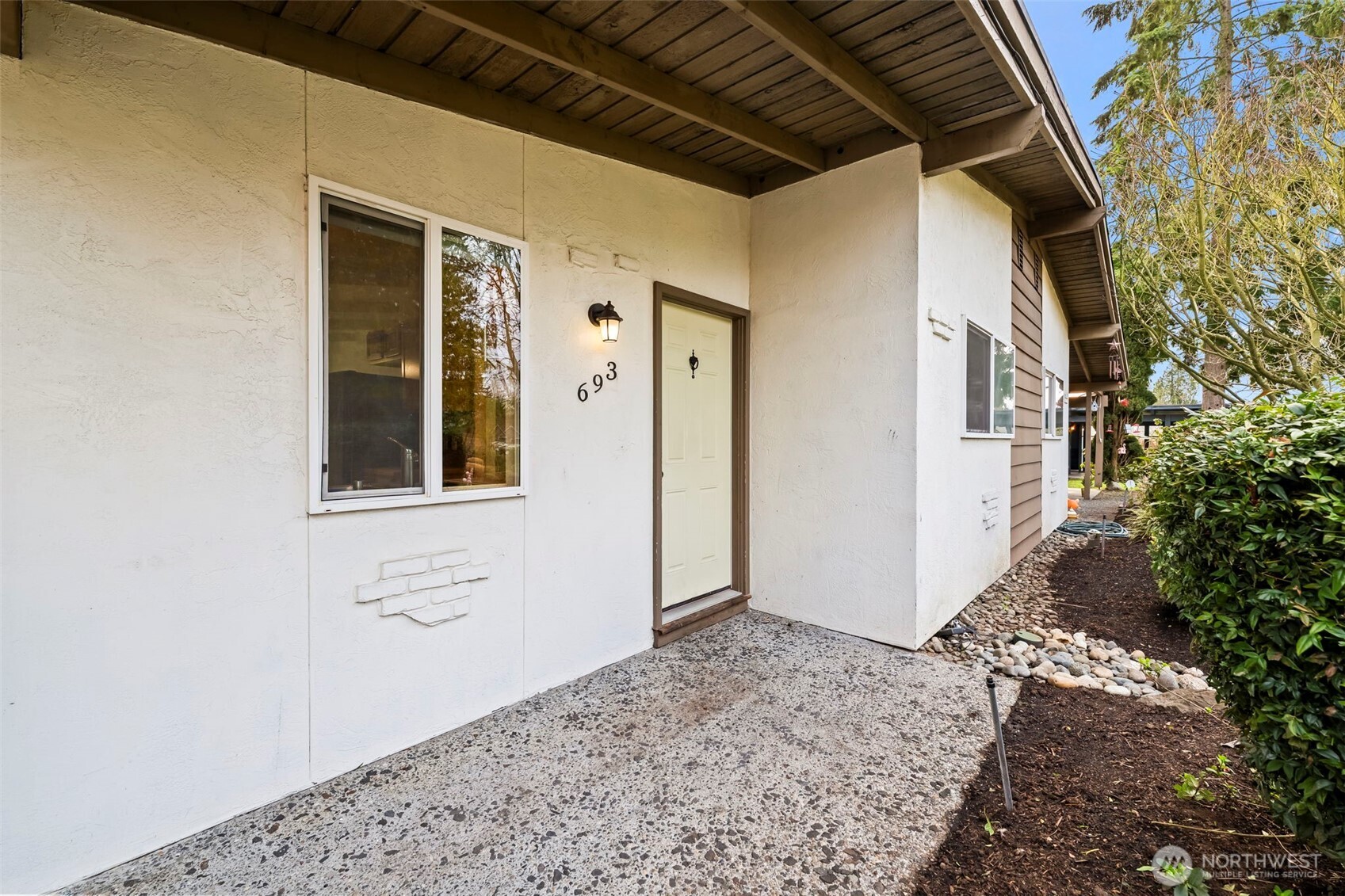 691 Pearl Place , Bremerton, WA 98310