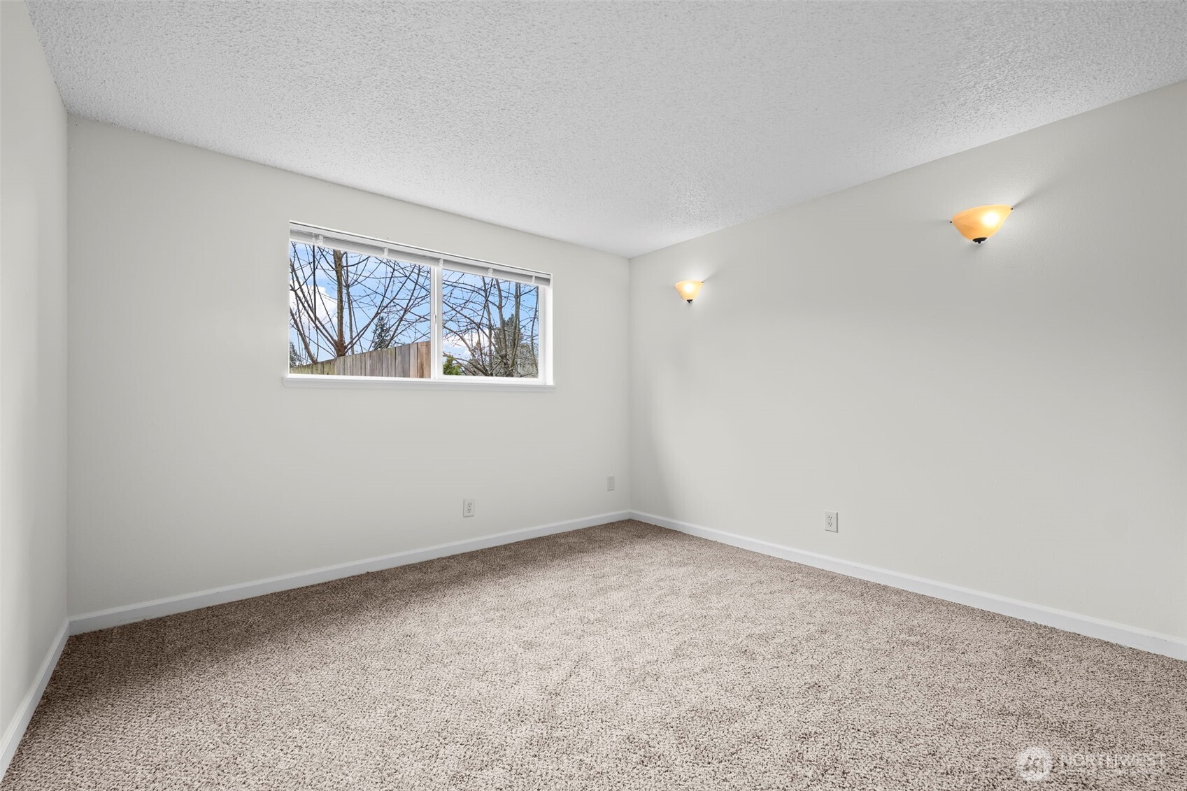 691 Pearl Place , Bremerton, WA 98310