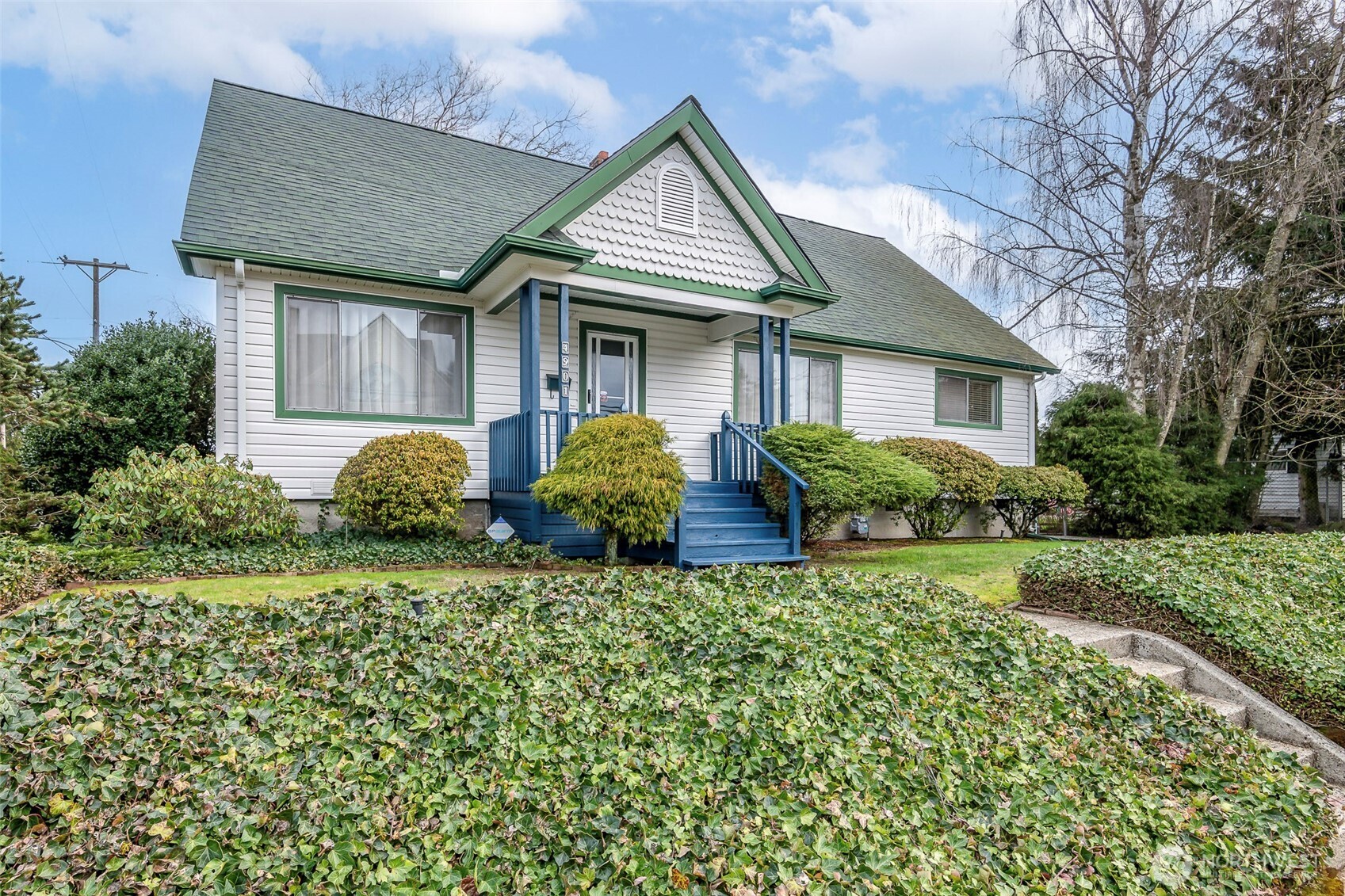 4901 E McKinley Avenue , Tacoma, WA 98404
