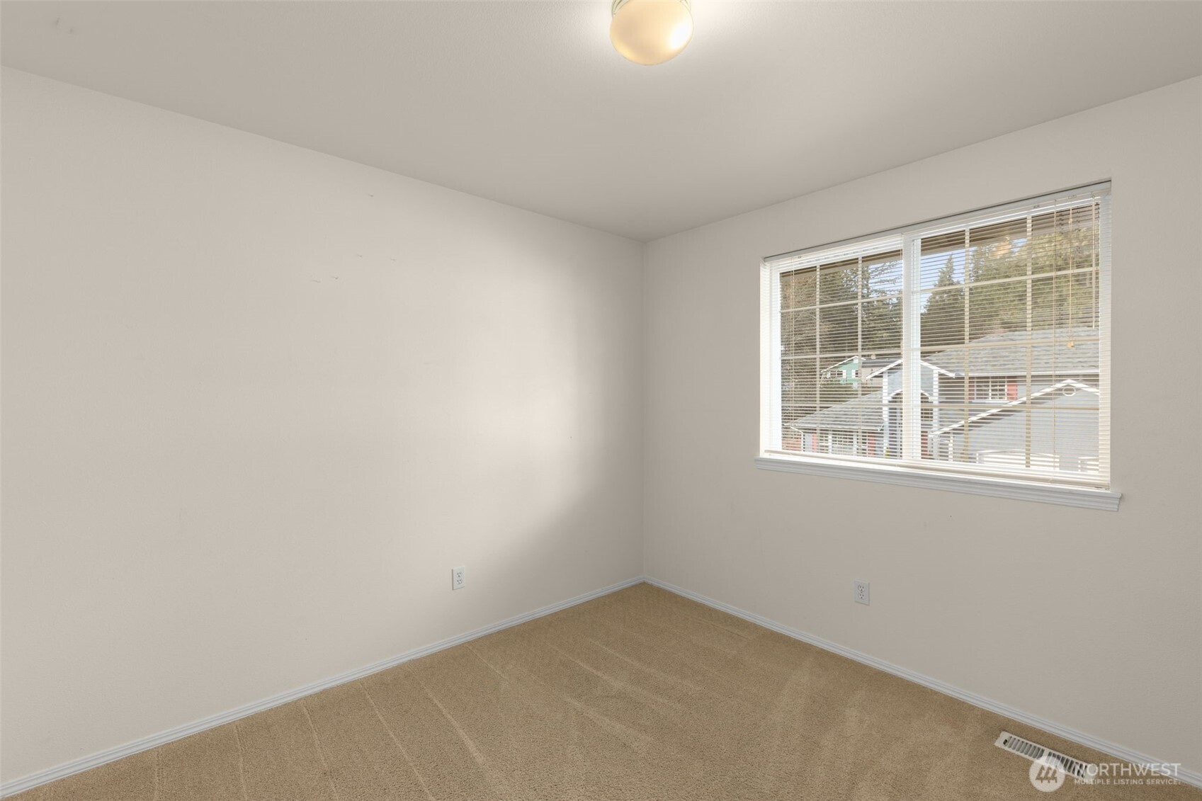 1904 135th Street E, Tacoma, WA 98445