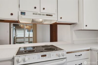 657 17th Avenue , Longview, WA 98632 - Photo 11