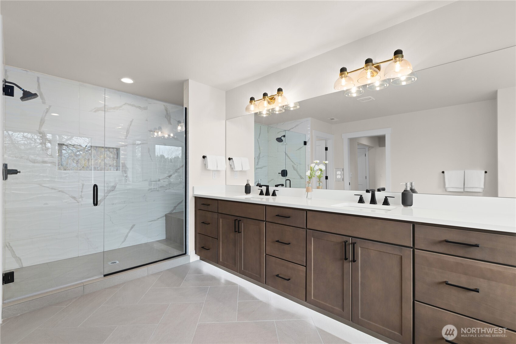 1632 Lockridge Loop E, Enumclaw, WA 98022