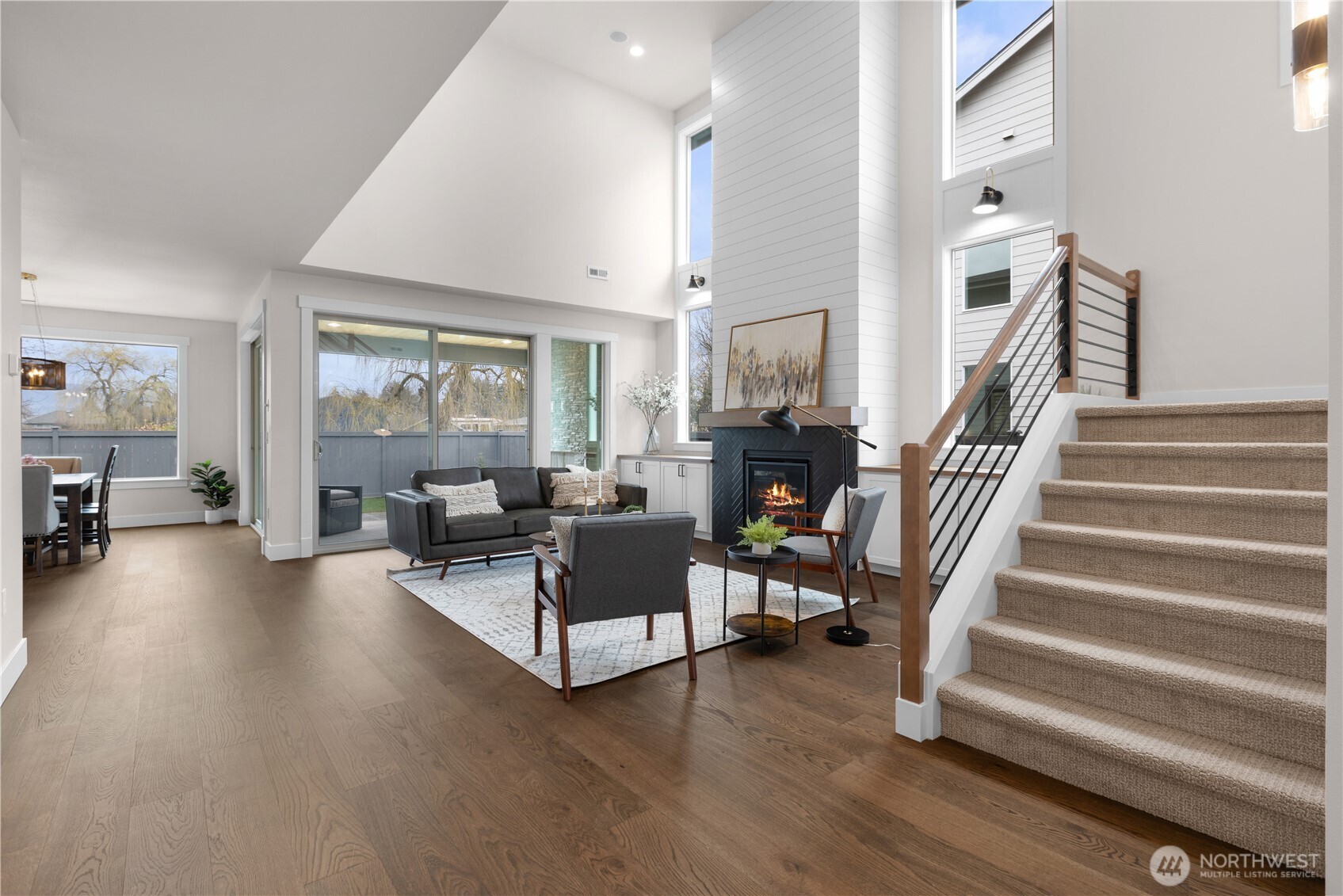 1632 Lockridge Loop E, Enumclaw, WA 98022