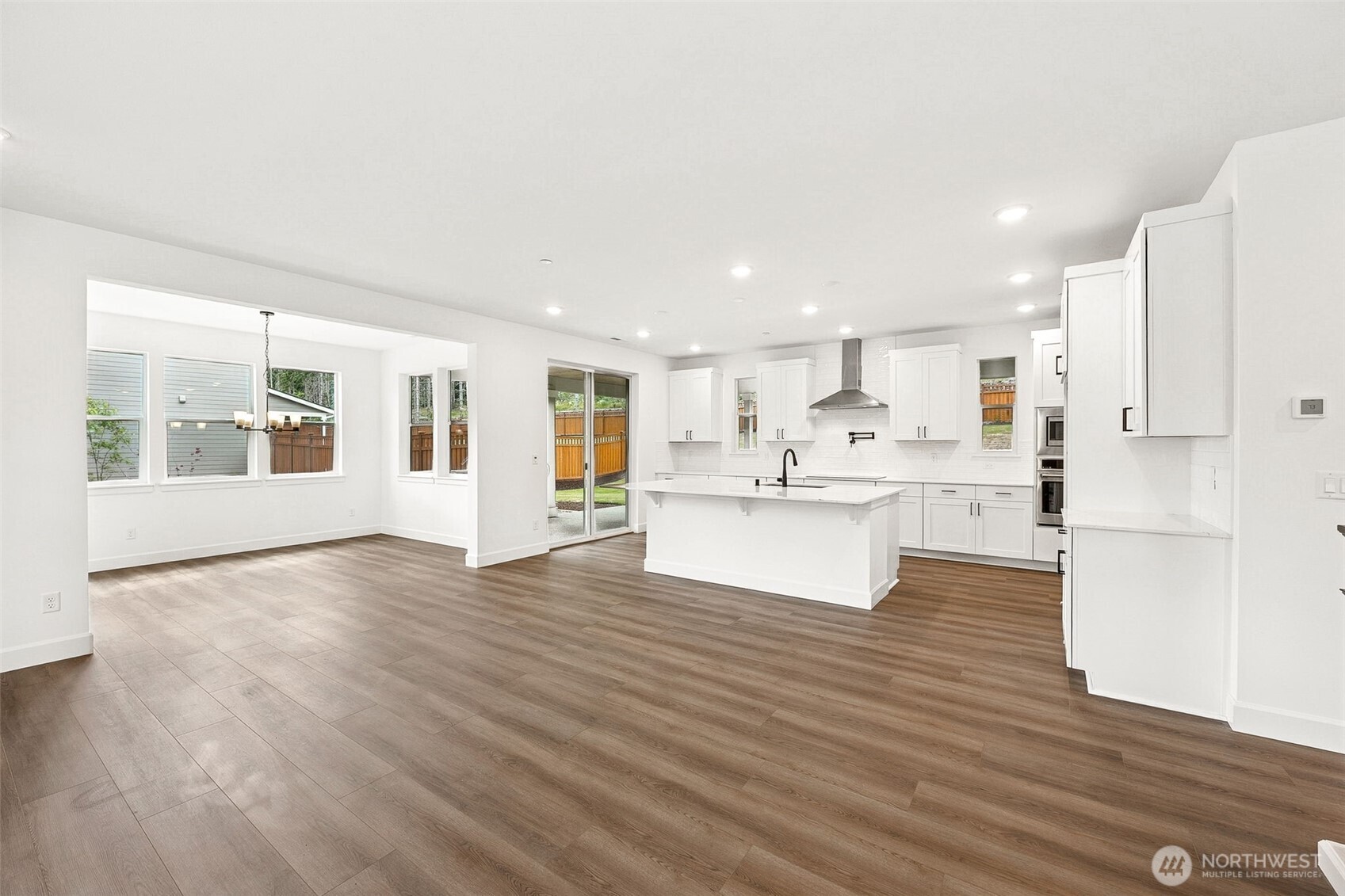 15602 210th Avenue E #314, Bonney Lake, WA 98391