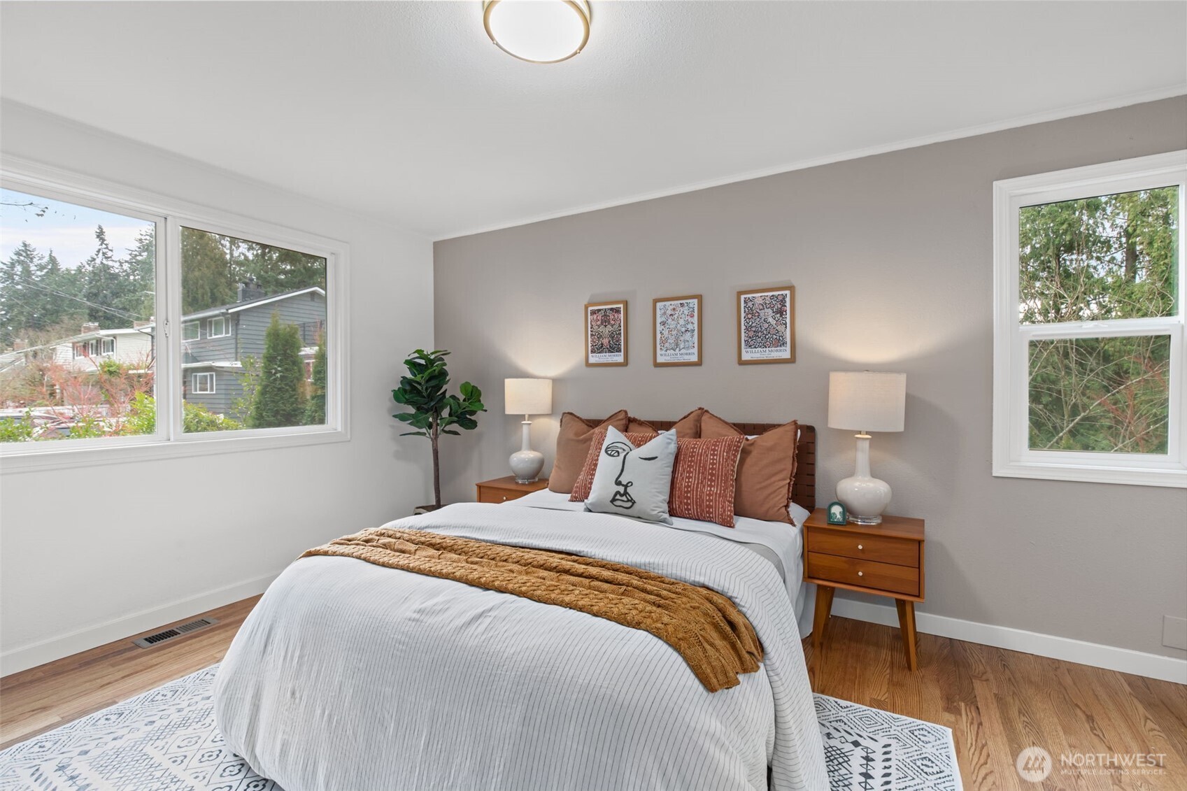 354 NW 177th Street , Shoreline, WA 98177