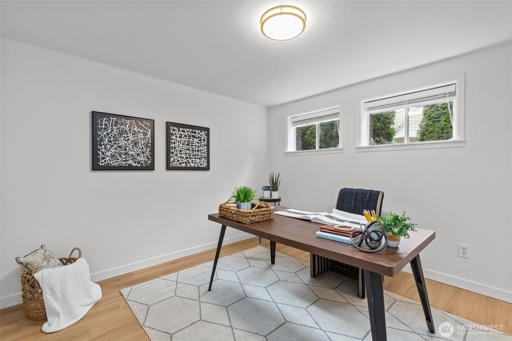 354 NW 177th Street , Shoreline, WA 98177