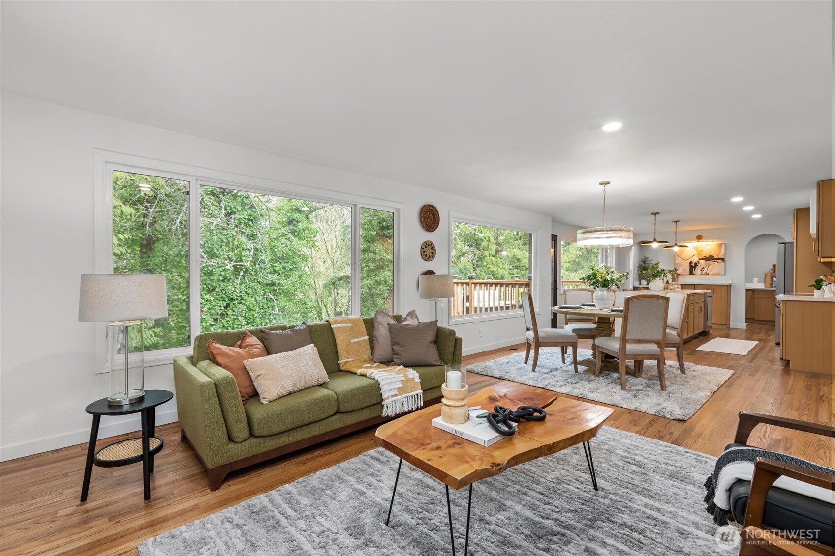 354 NW 177th Street , Shoreline, WA 98177