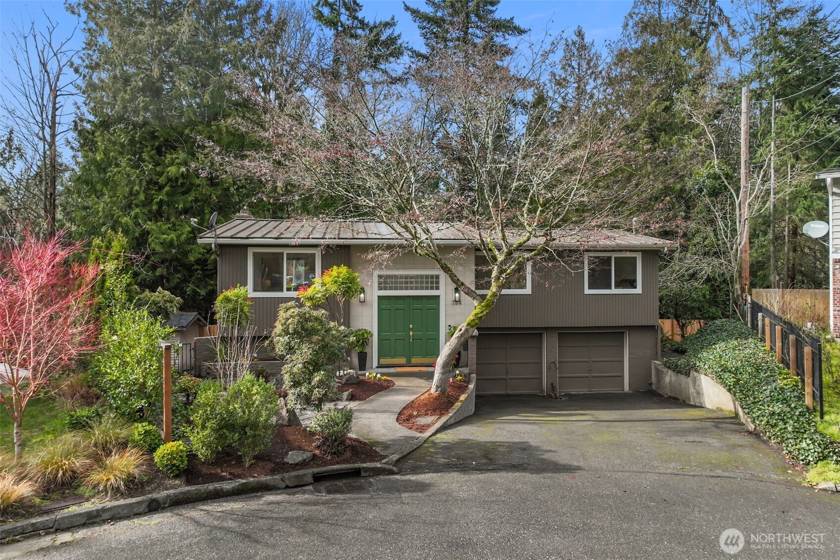 354 NW 177th Street , Shoreline, WA 98177