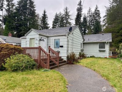 928 Bradford Street , Raymond, WA 98577 - Photo 1