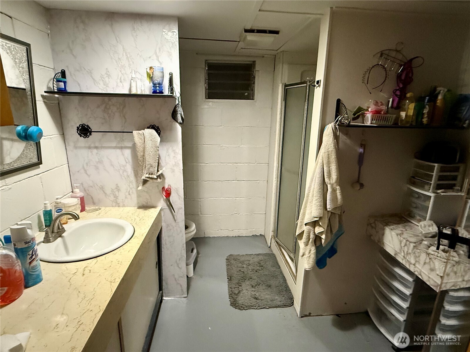 928 Bradford Street , Raymond, WA 98577