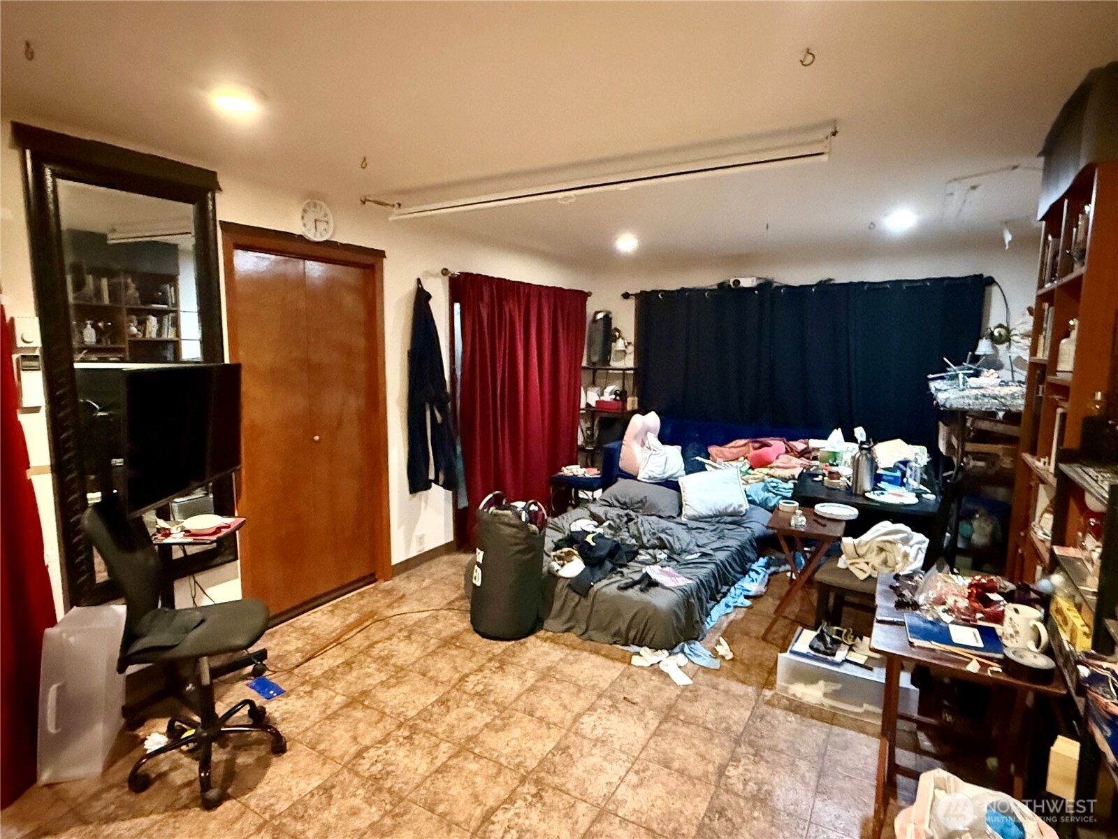 928 Bradford Street , Raymond, WA 98577