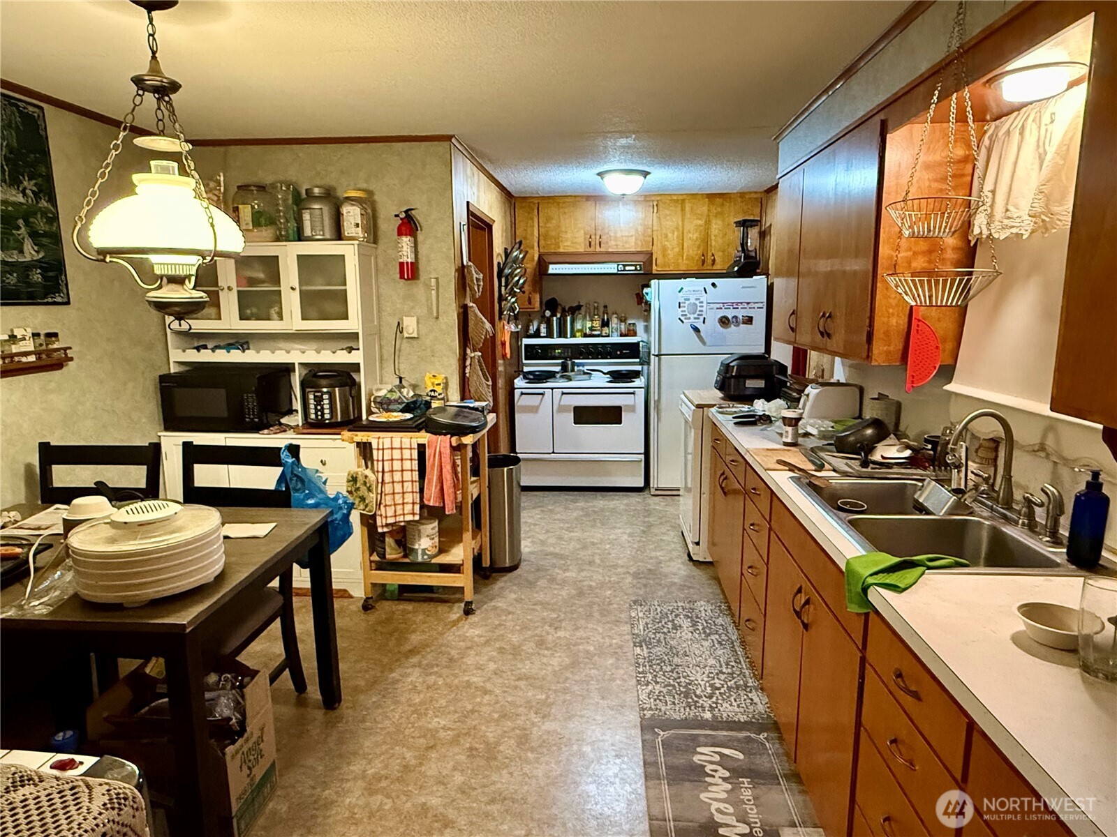 928 Bradford Street , Raymond, WA 98577