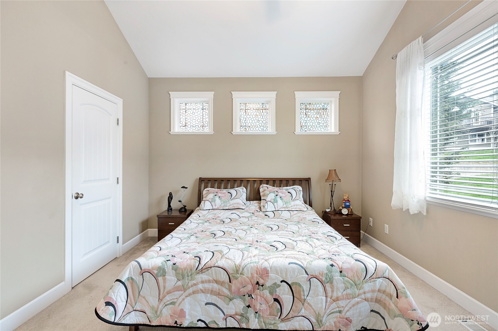 660 Parkside Place , Blaine, WA 98230