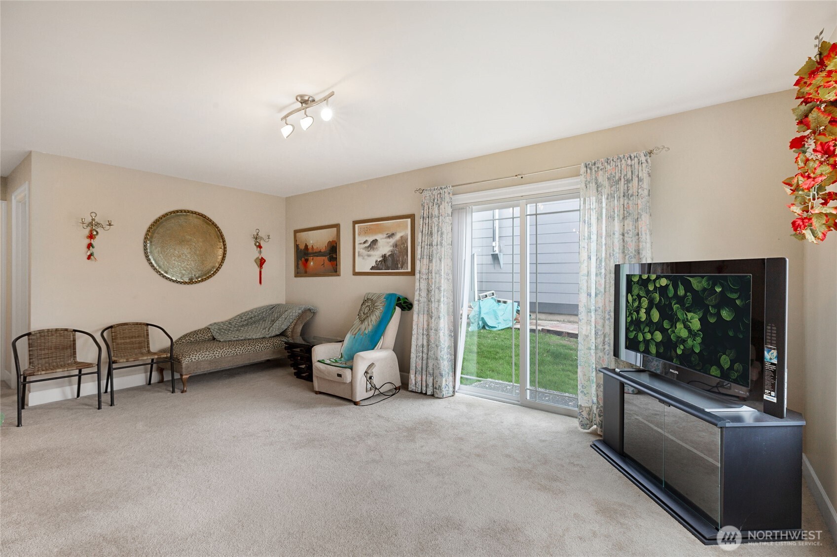 660 Parkside Place , Blaine, WA 98230