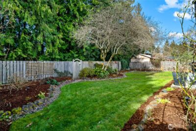 18903 127th Place SE, Renton, WA 98058 - Photo 35