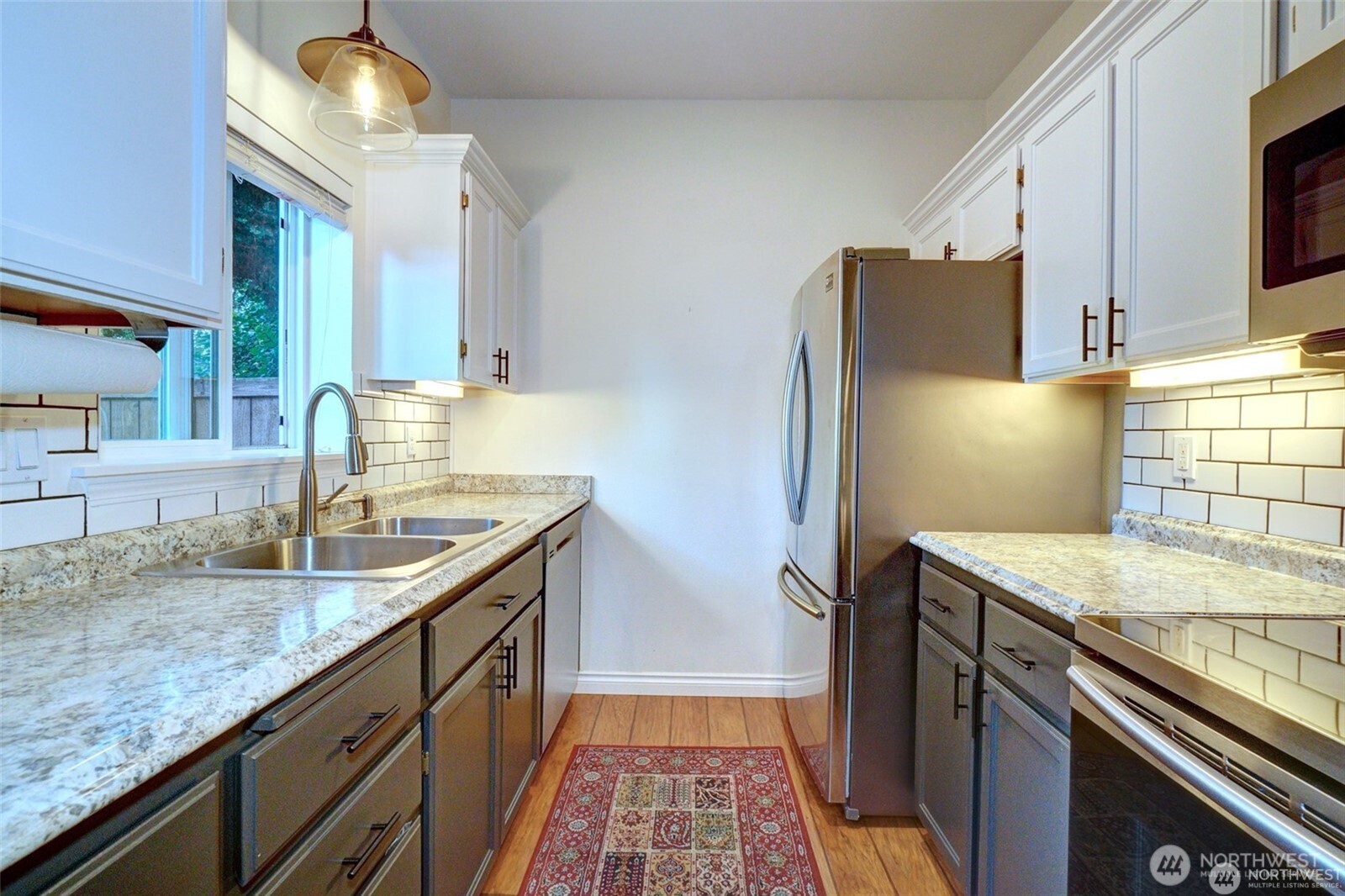 617 7th Street SE #25, Puyallup, WA 98372