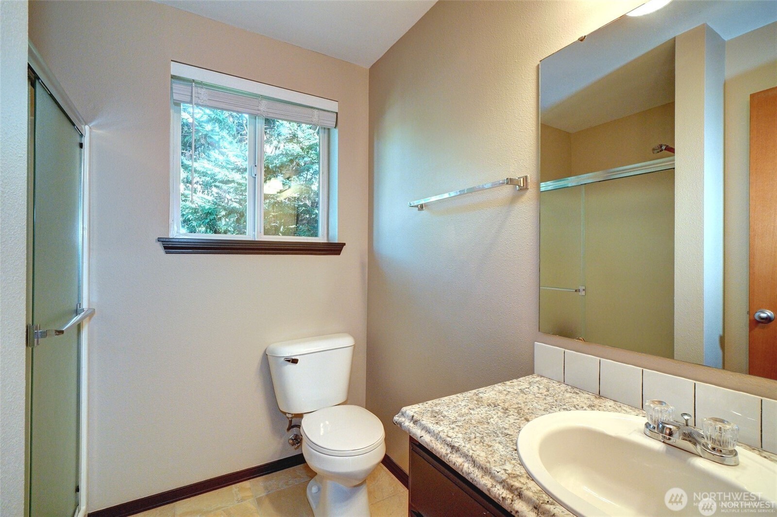 617 7th Street SE #25, Puyallup, WA 98372