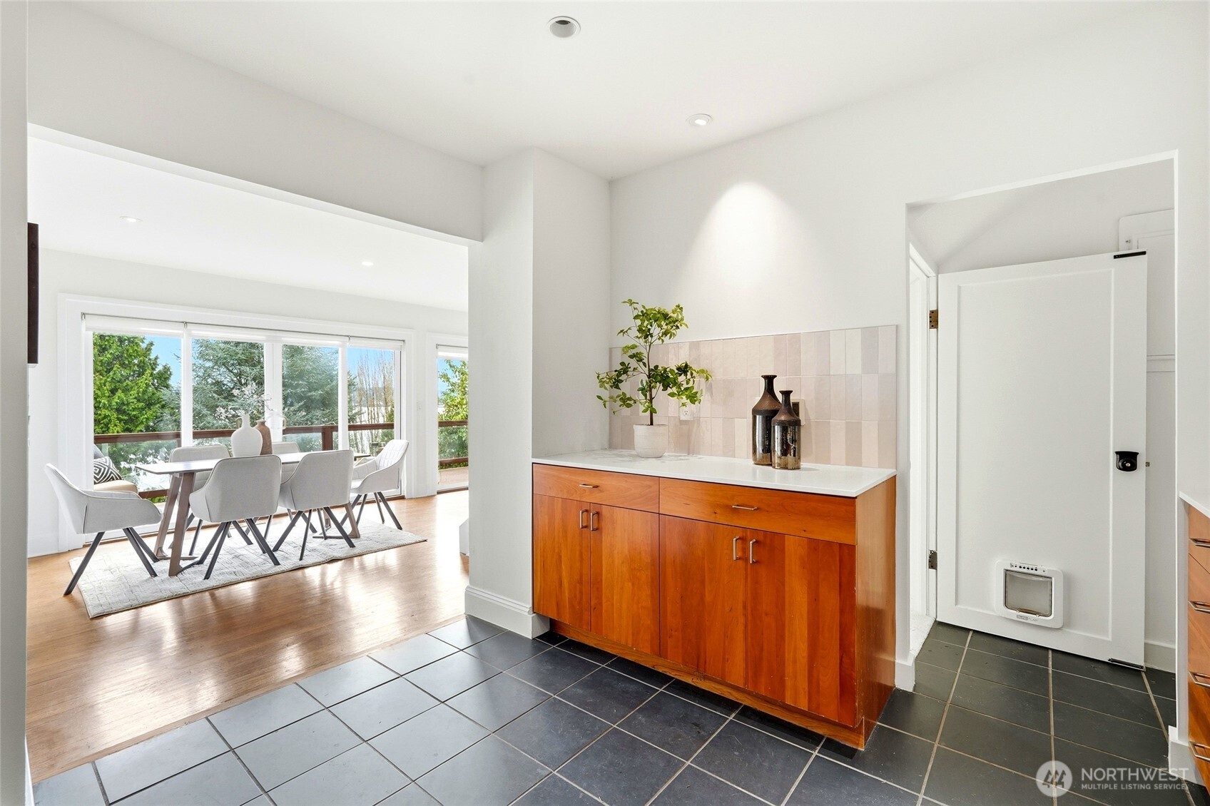 603 38th Avenue , Seattle, WA 98122