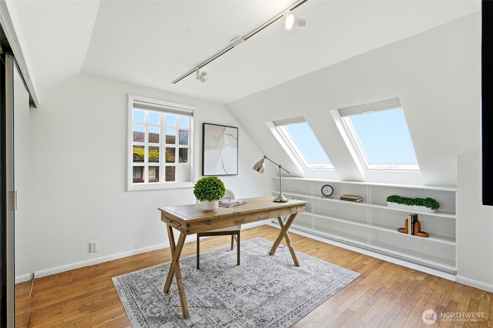 603 38th Avenue , Seattle, WA 98122