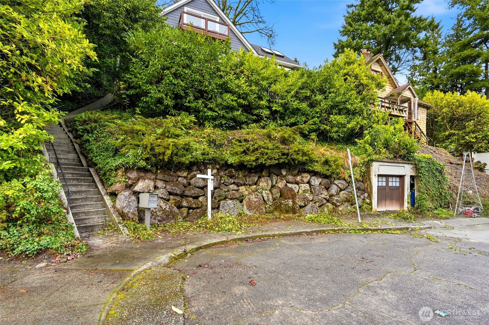 603 38th Avenue , Seattle, WA 98122