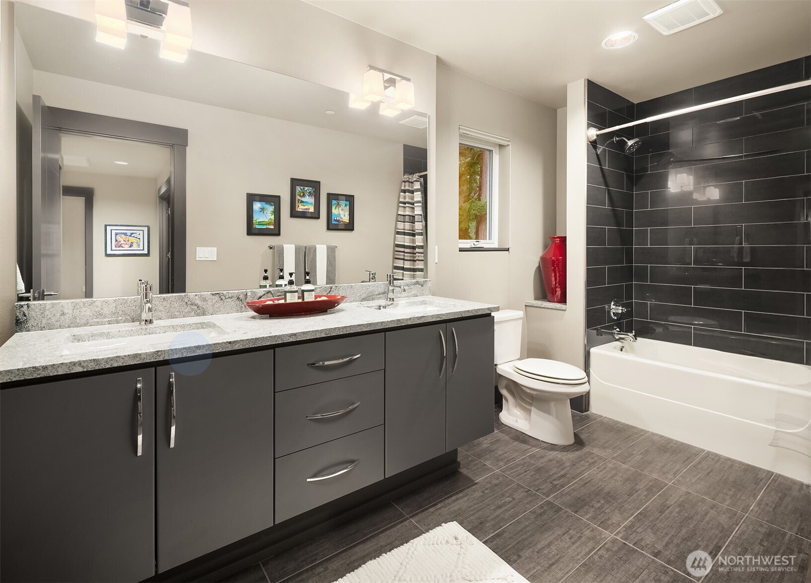 23715 105th Place W, Edmonds, WA 98020