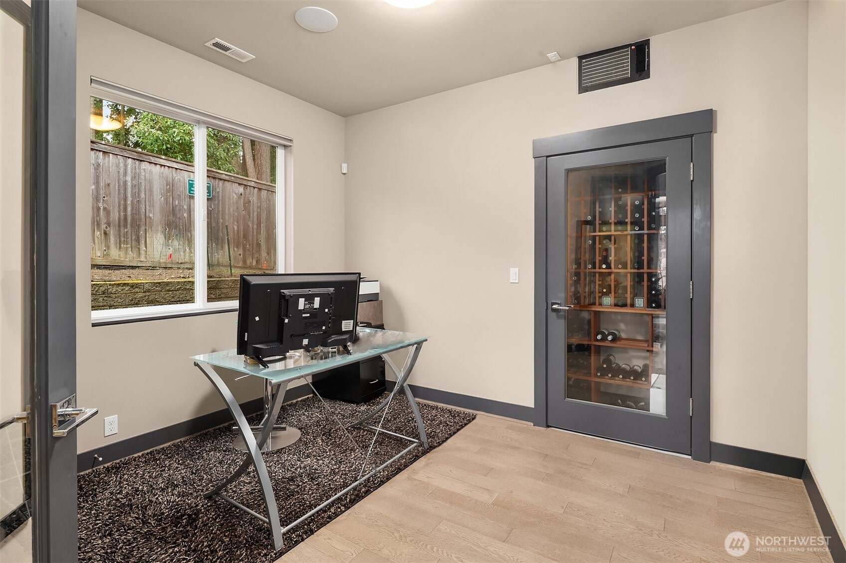 23715 105th Place W, Edmonds, WA 98020