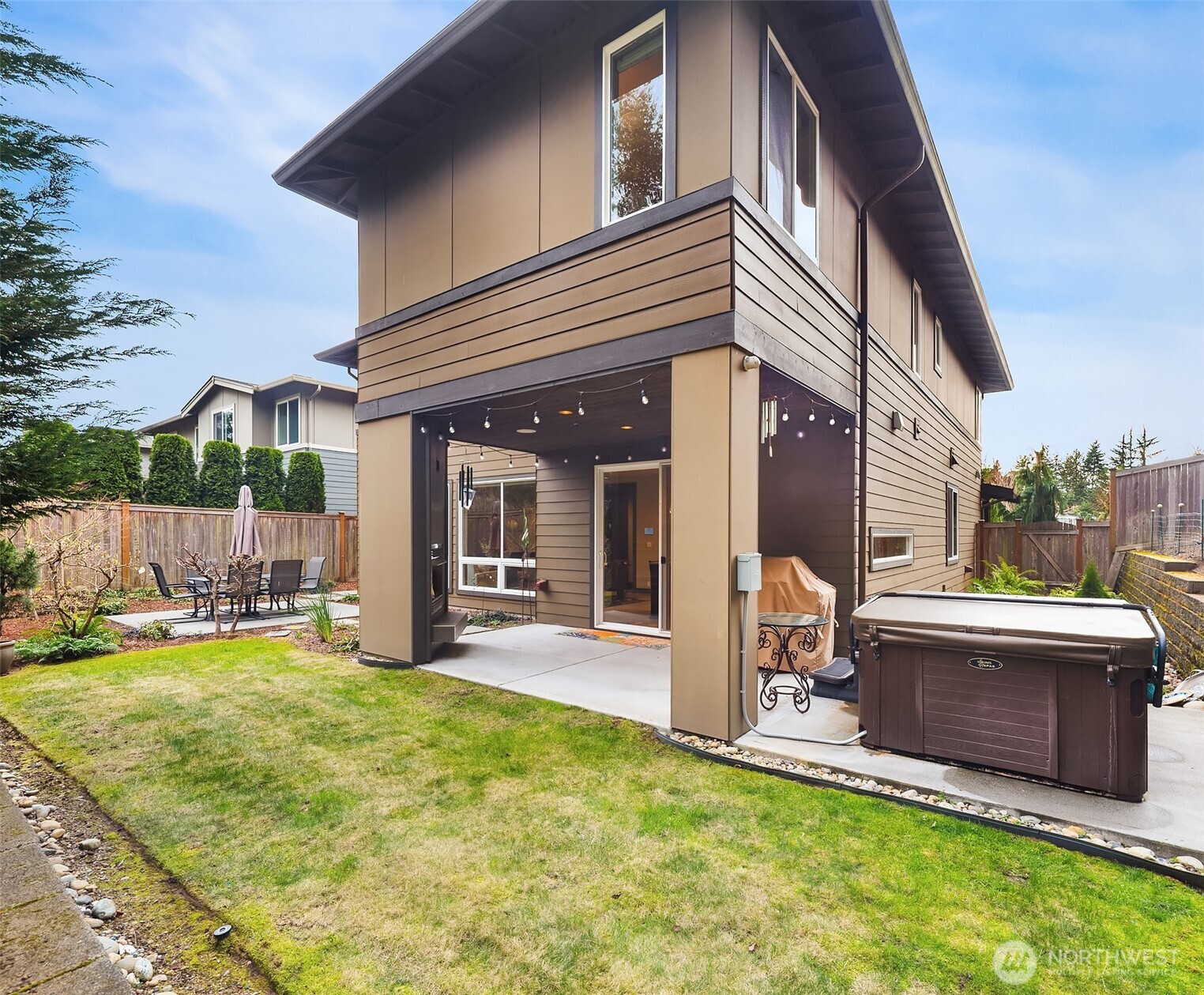 23715 105th Place W, Edmonds, WA 98020