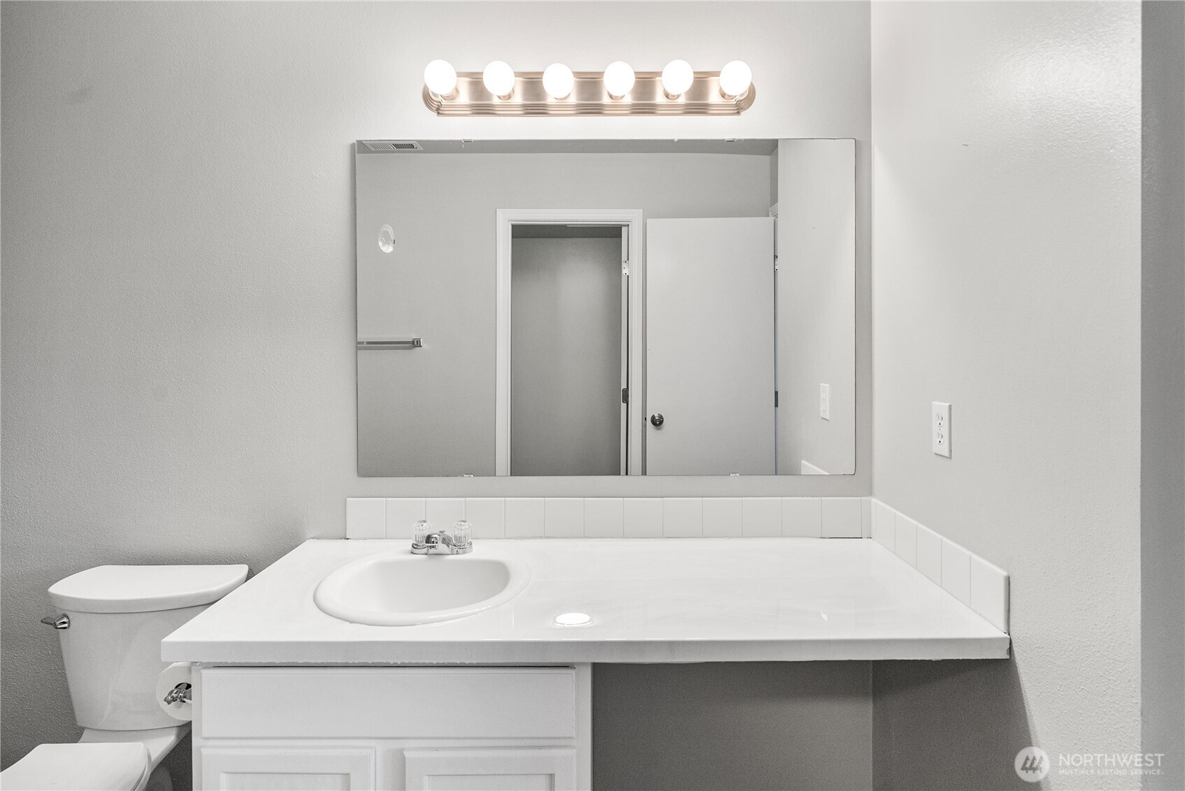 20101 17th Avenue Ct E, Spanaway, WA 98387