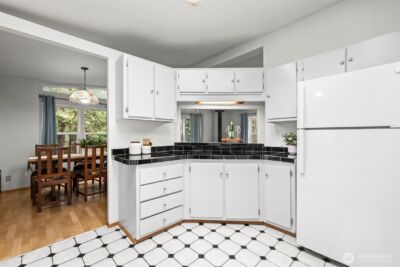 61 N Cresthill Way , Hoodsport, WA 98548 - Photo 14