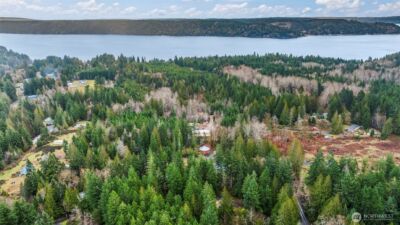 61 N Cresthill Way , Hoodsport, WA 98548 - Photo 4