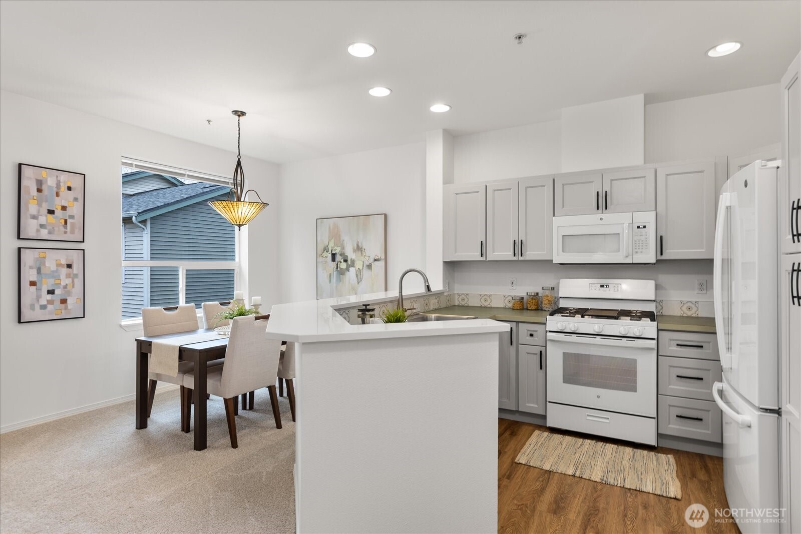 12530 Admiralty Way #J302, Everett, WA 98204