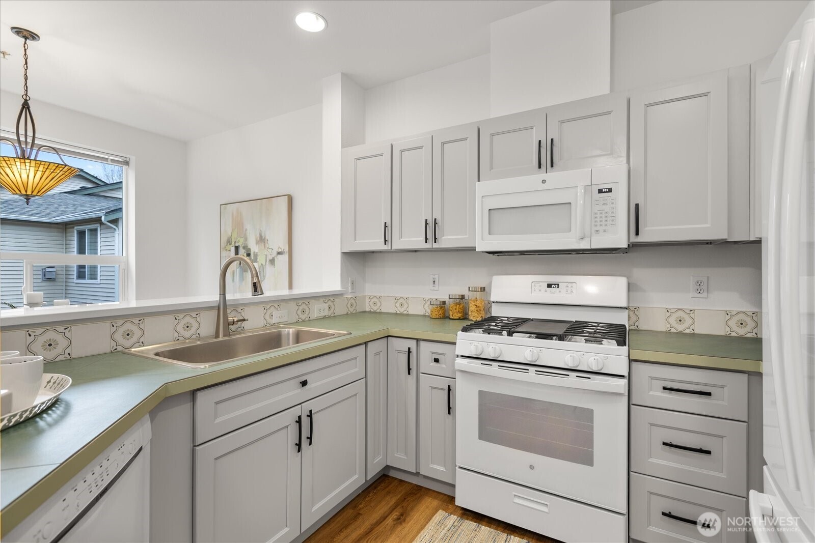 12530 Admiralty Way #J302, Everett, WA 98204