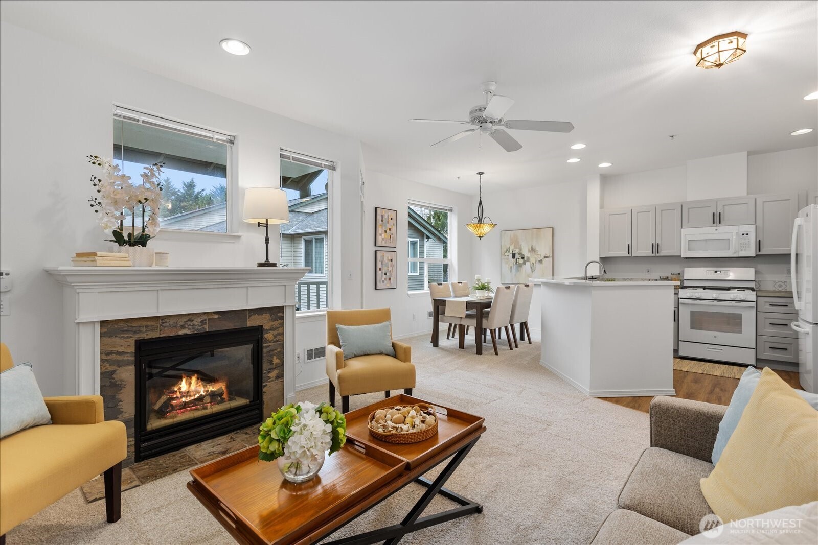 12530 Admiralty Way #J302, Everett, WA 98204