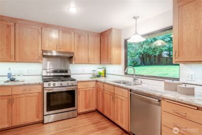 18422 189th Avenue NE, Woodinville, WA 98077 - Photo 13