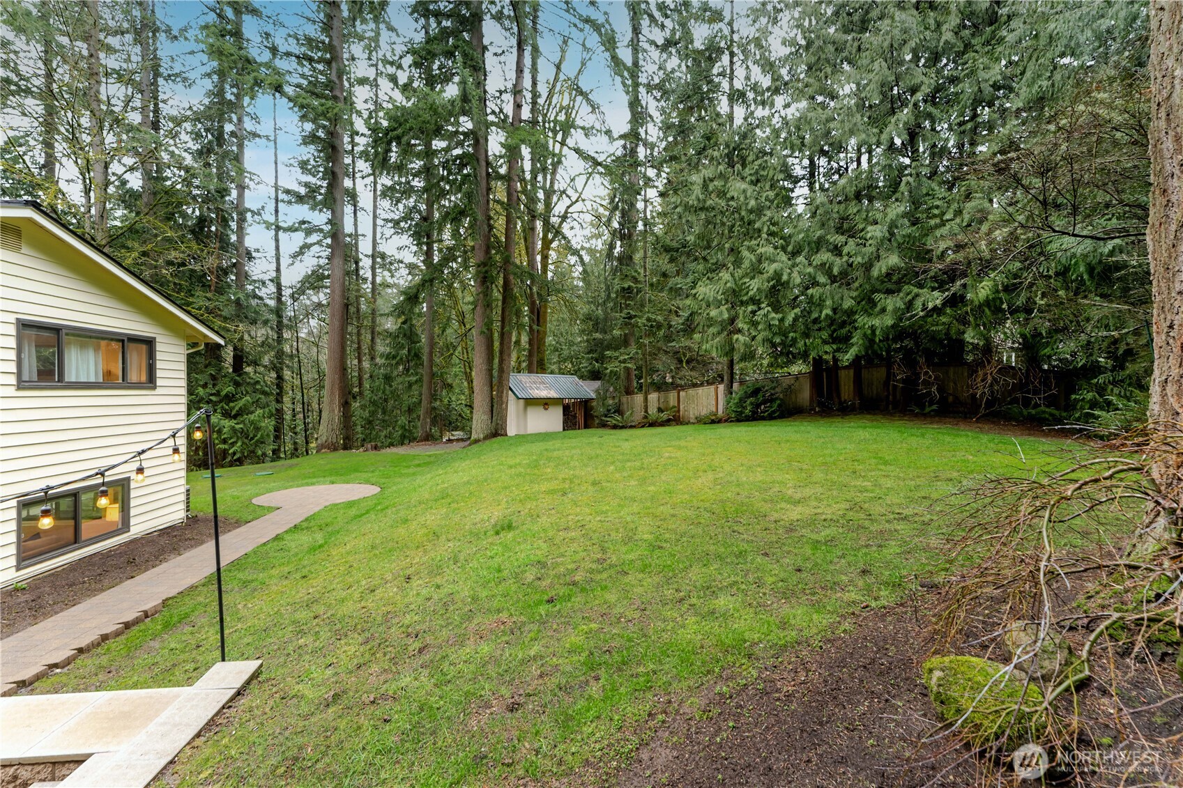 18422 189th Avenue NE, Woodinville, WA 98077