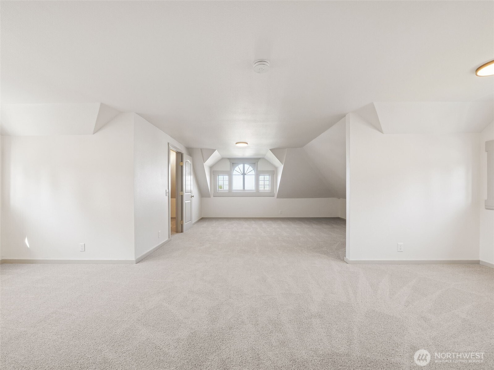 908 N K Street , Tacoma, WA 98403