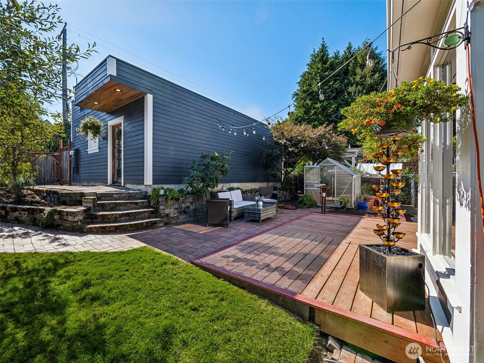 908 N K Street , Tacoma, WA 98403