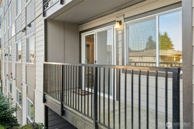 9515 NE 180th Street #C101, Bothell, WA 98011-7906 - Photo 19