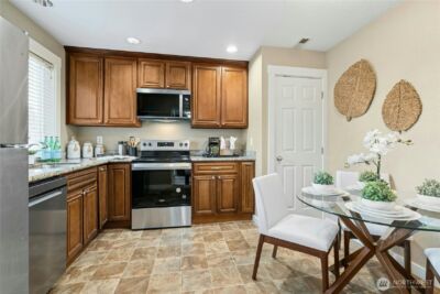 9515 NE 180th Street #C101, Bothell, WA 98011-7906 - Photo 9