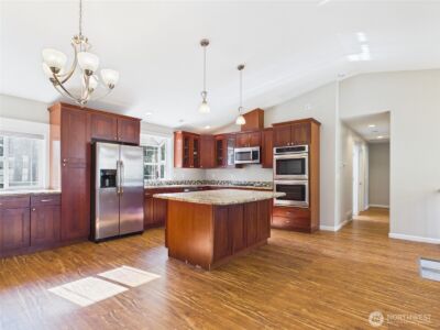 11414 26th Place SE, Lake Stevens, WA 98258 - Photo 3