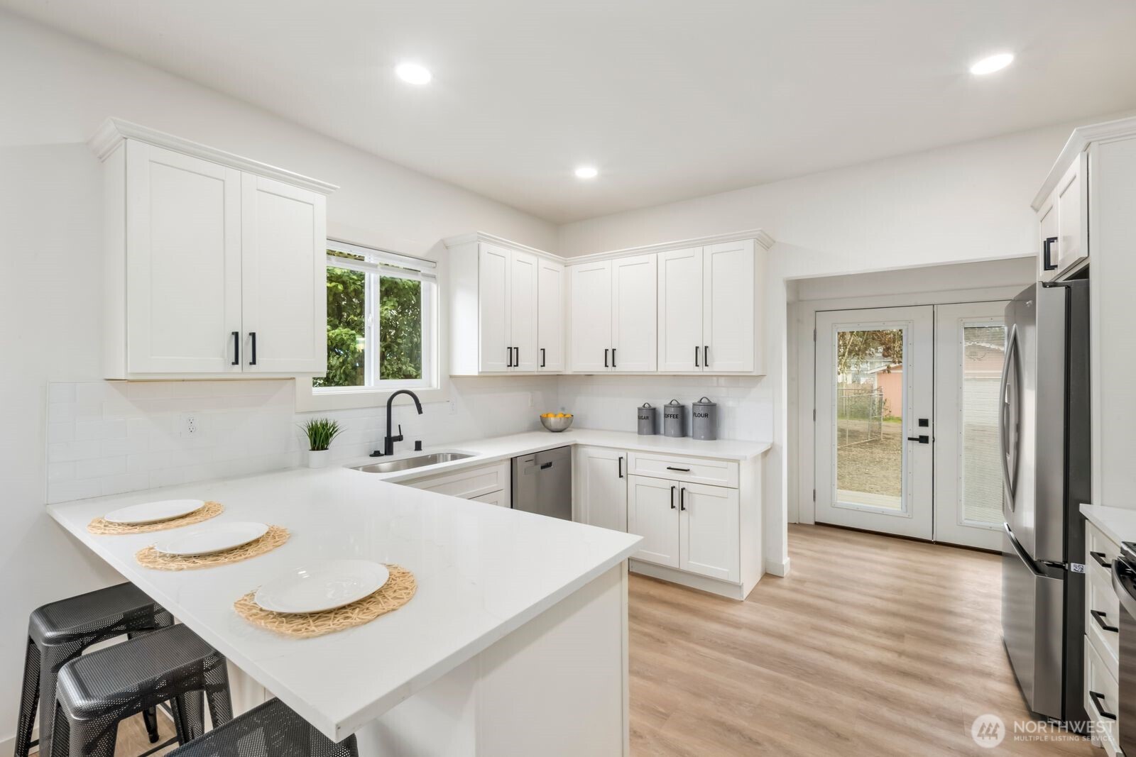 1426 S 56th Street , Tacoma, WA 98408