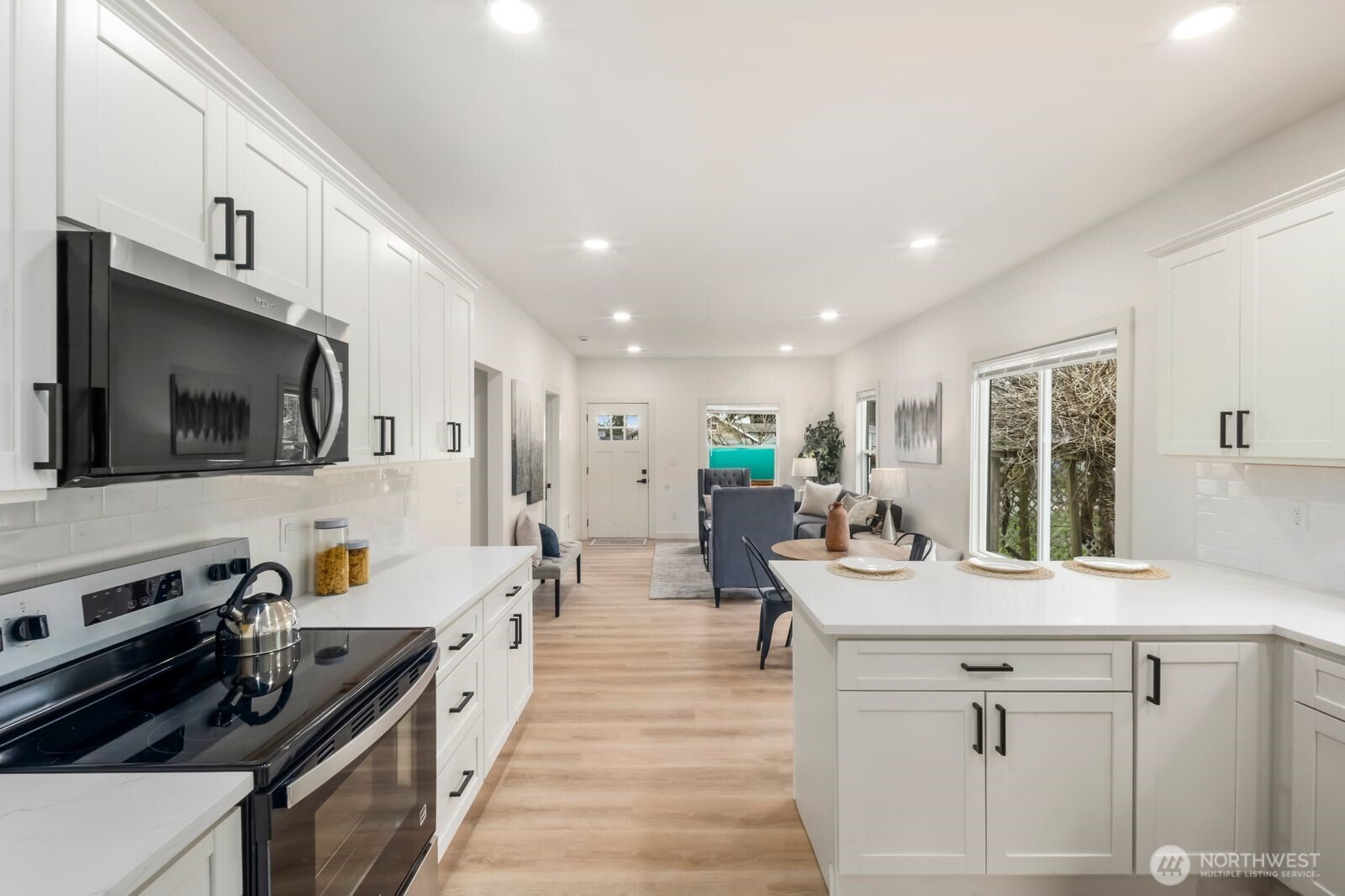 1426 S 56th Street , Tacoma, WA 98408