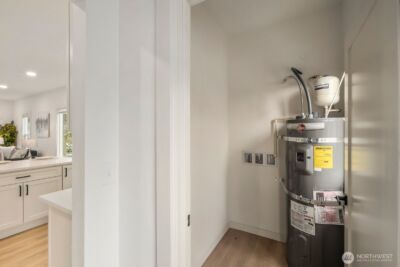 1426 S 56th Street , Tacoma, WA 98408 - Photo 15