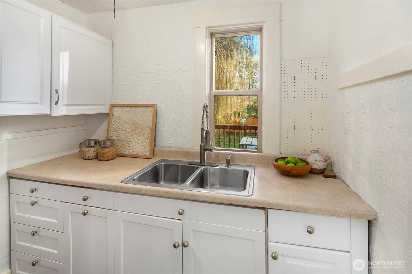 833 S Trenton Street , Seattle, WA 98108