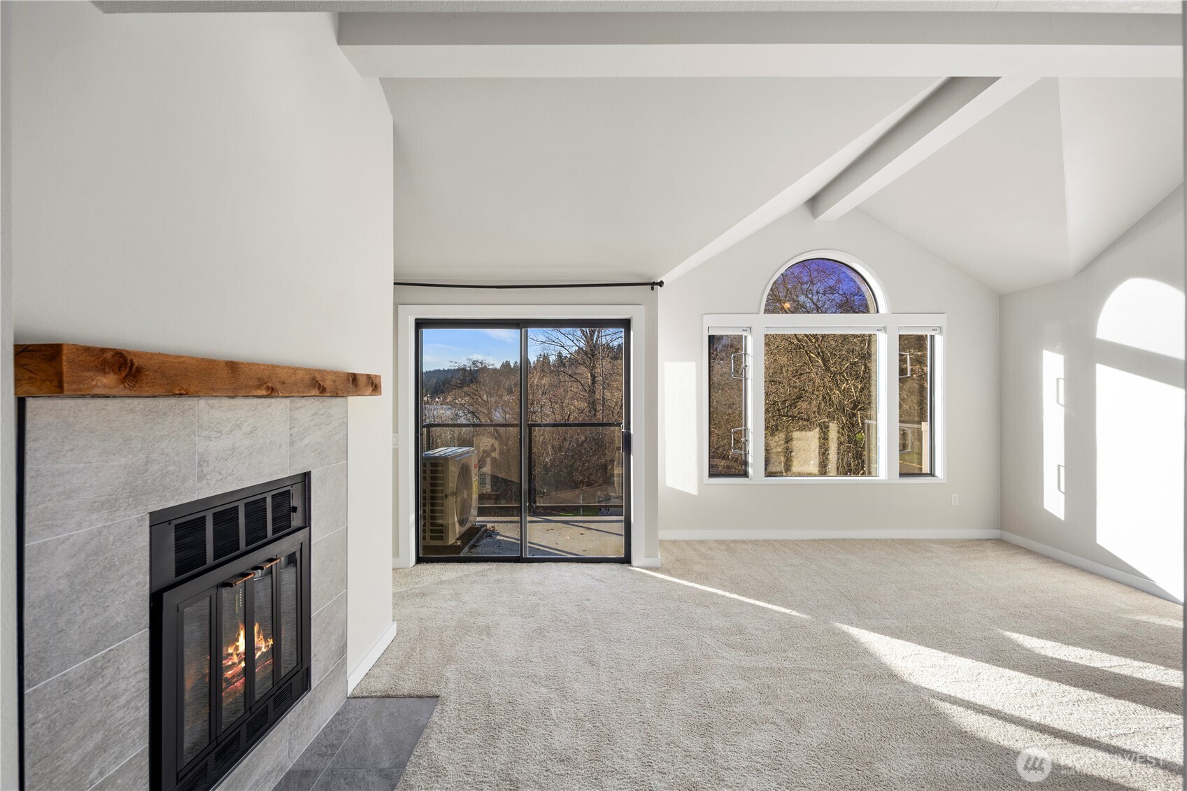 6121 NE 175th Street #A402, Kenmore, WA 98028