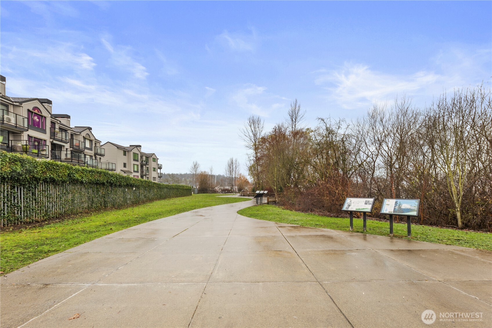 6121 NE 175th Street #A402, Kenmore, WA 98028